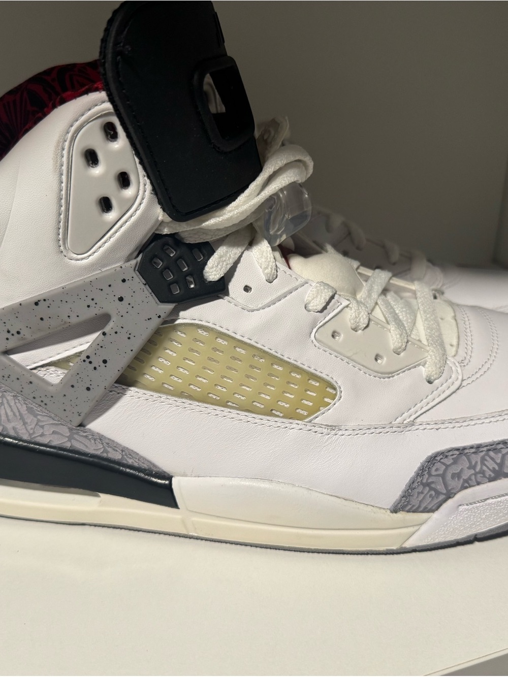Air Jordan Spizike "White Cement"